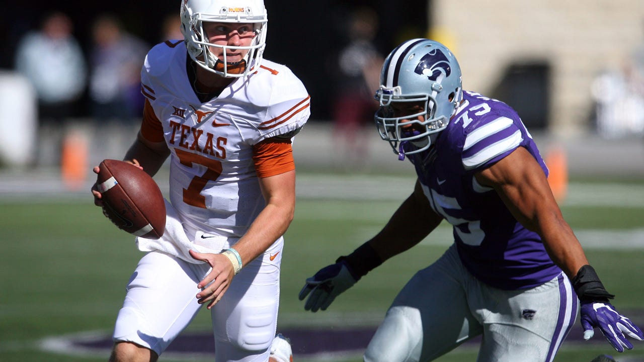 Wildcats DE Jordan Willis earns Snyder's rare high praise